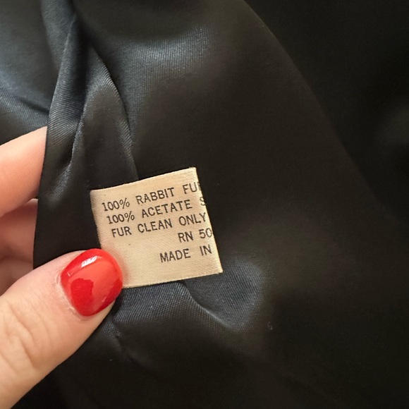 100% Rabbit Fur Coat - Picture 2 of 5